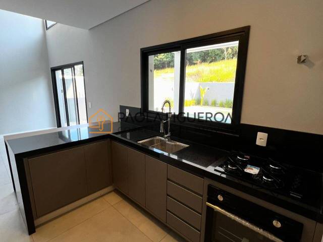 Casa para Venda em São José dos Campos - 5