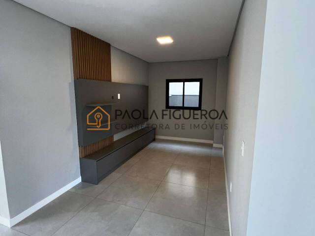 Casa para Venda em São José dos Campos - 4