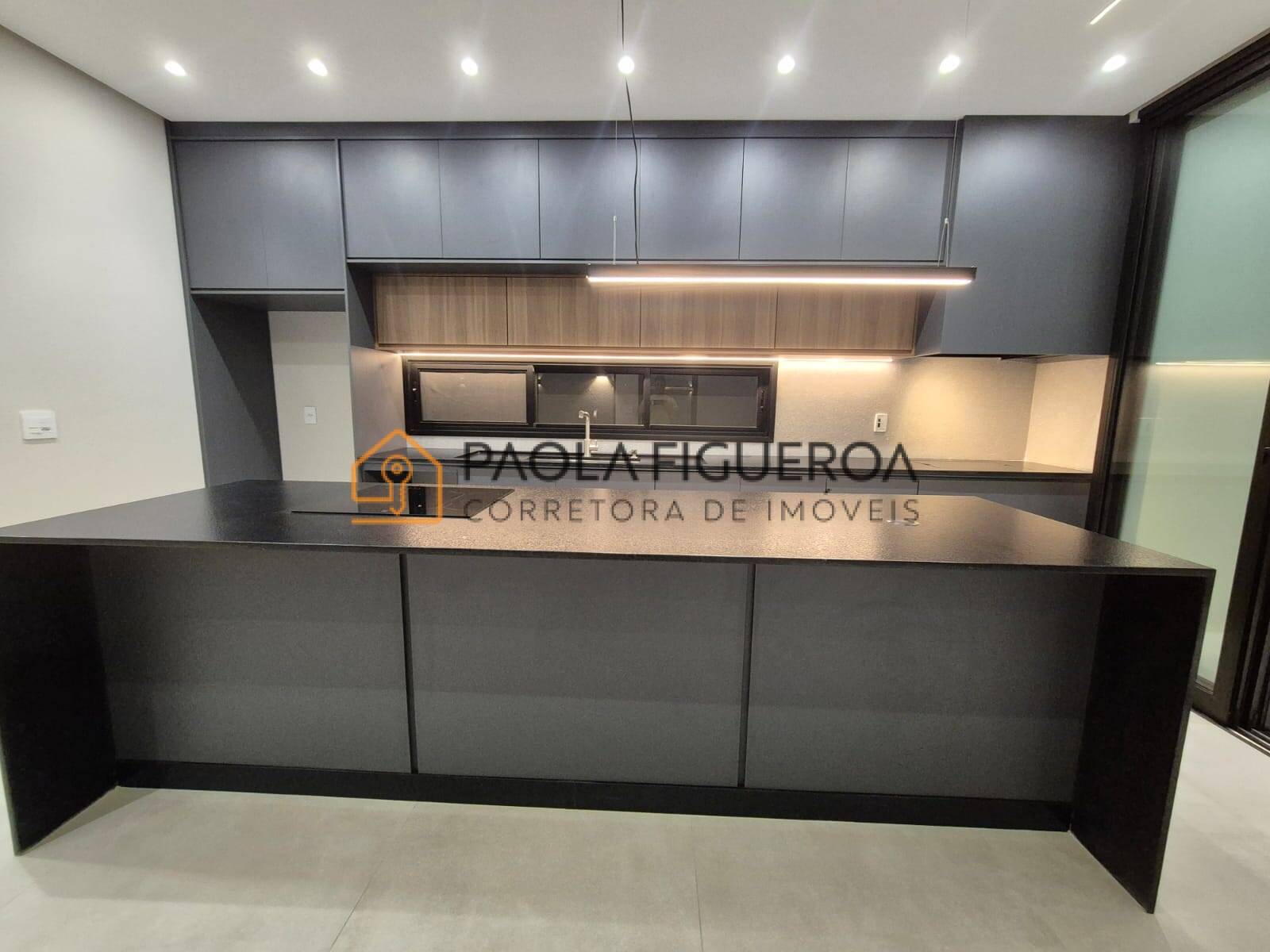 Casa, 4 quartos, 244 m² - Foto 2